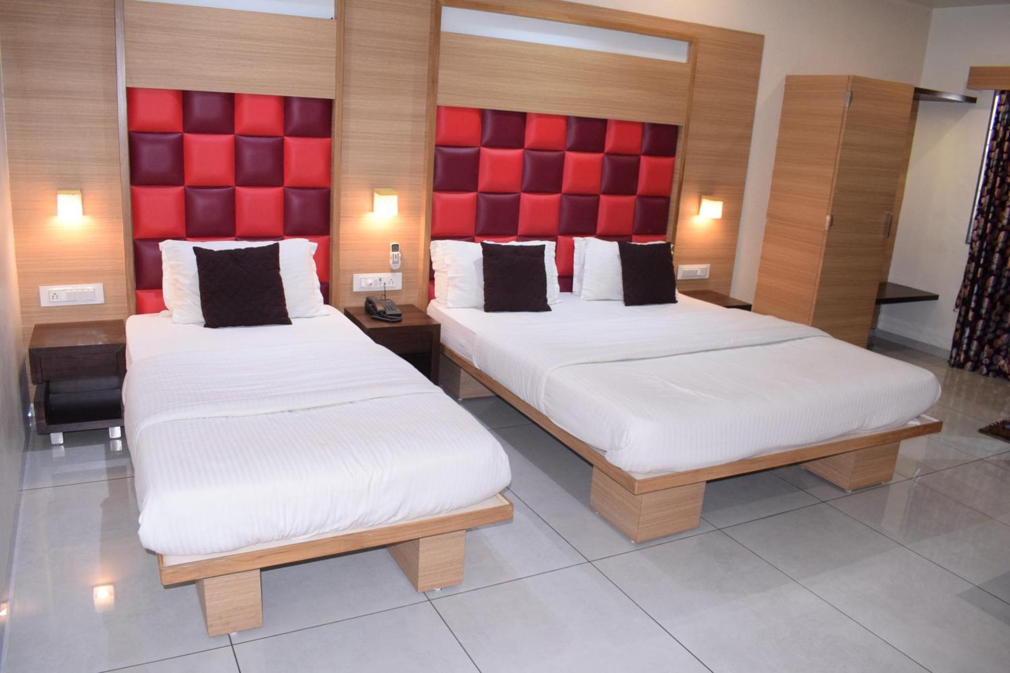 Hotel Viram Pārdi Dış mekan fotoğraf