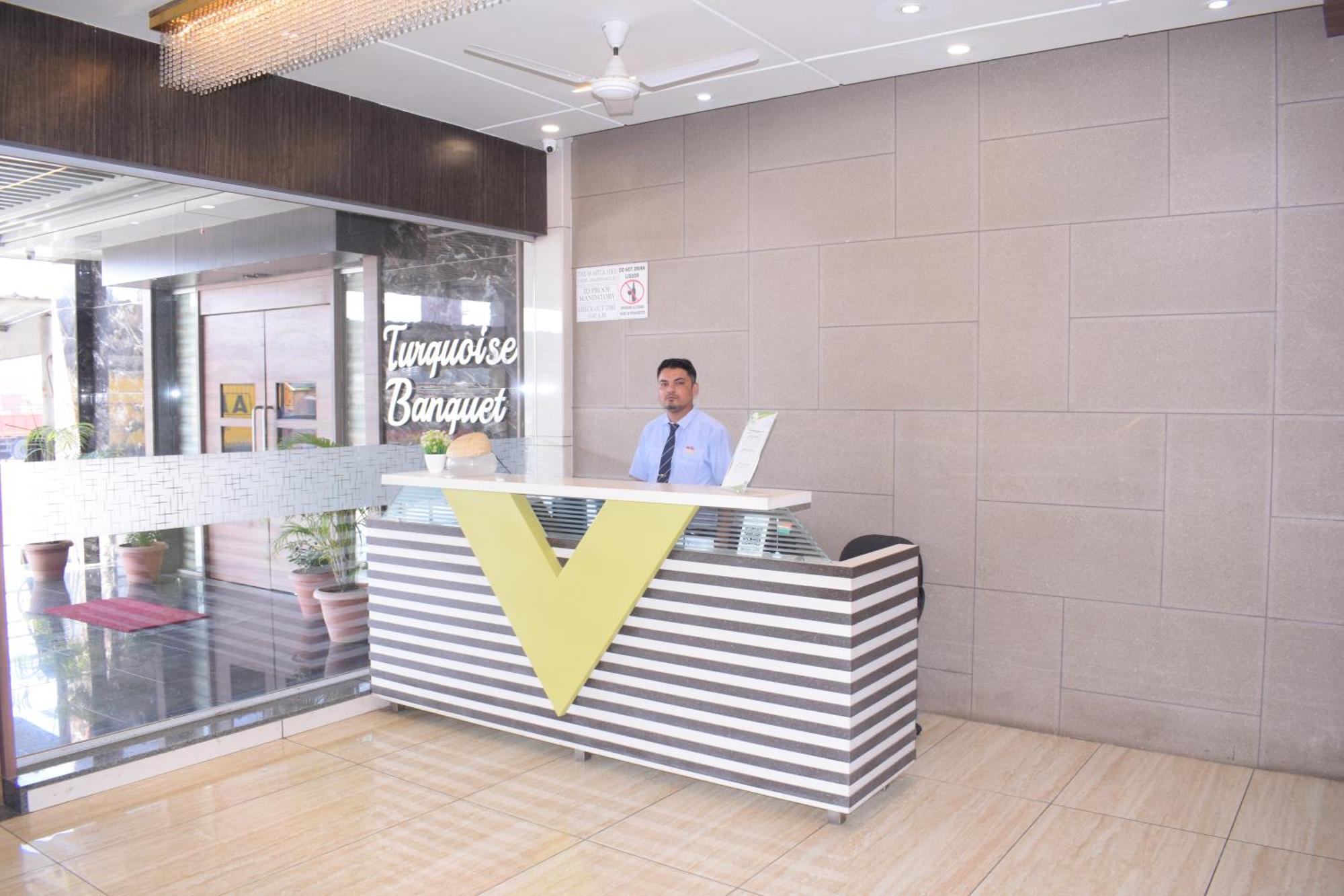 Hotel Viram Pārdi Dış mekan fotoğraf